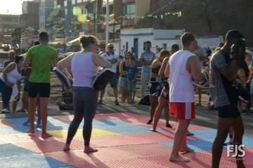 Exhibición del Club Kick Boxing en el muelle de Melenara (Foto Francisco Javier Santana)
